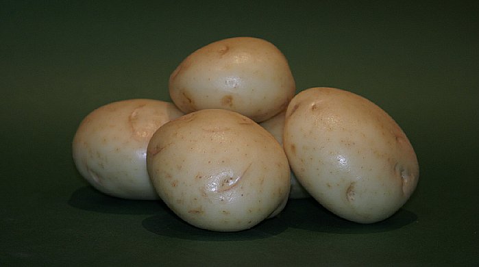 fresh market potatoes, white skin